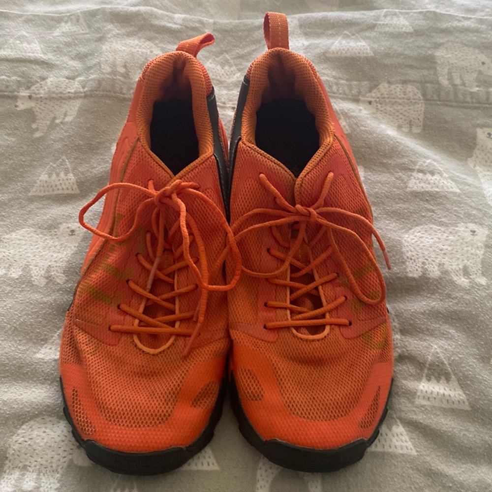 5.11 woman’s shoe size 8.